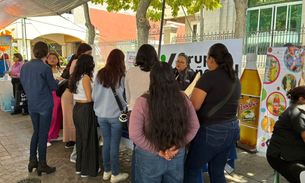 En Tehuacán se realizó la Feria Nacional del Empleo para Mujeres 2026 ...